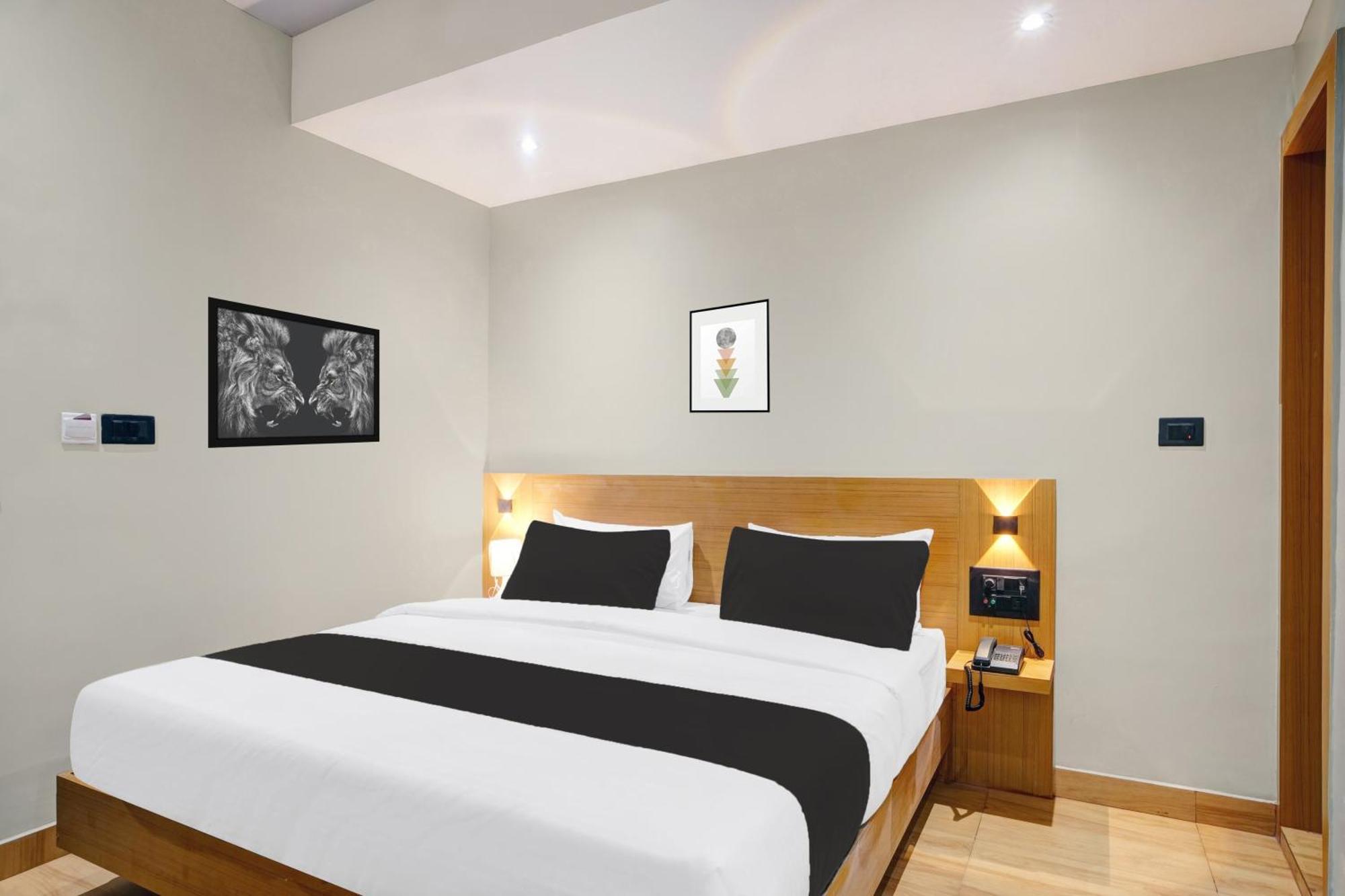 Townhouse Oak Sarusajai Stadium Dispur Kültér fotó