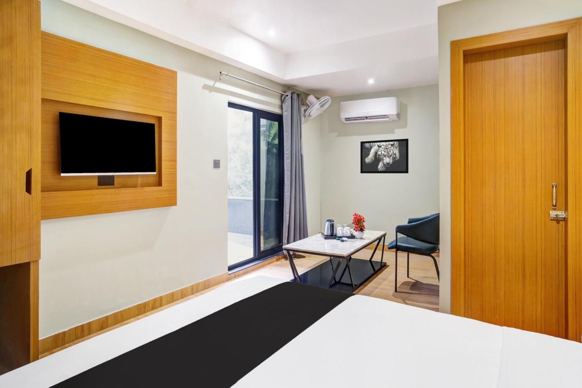 Townhouse Oak Sarusajai Stadium Dispur Kültér fotó