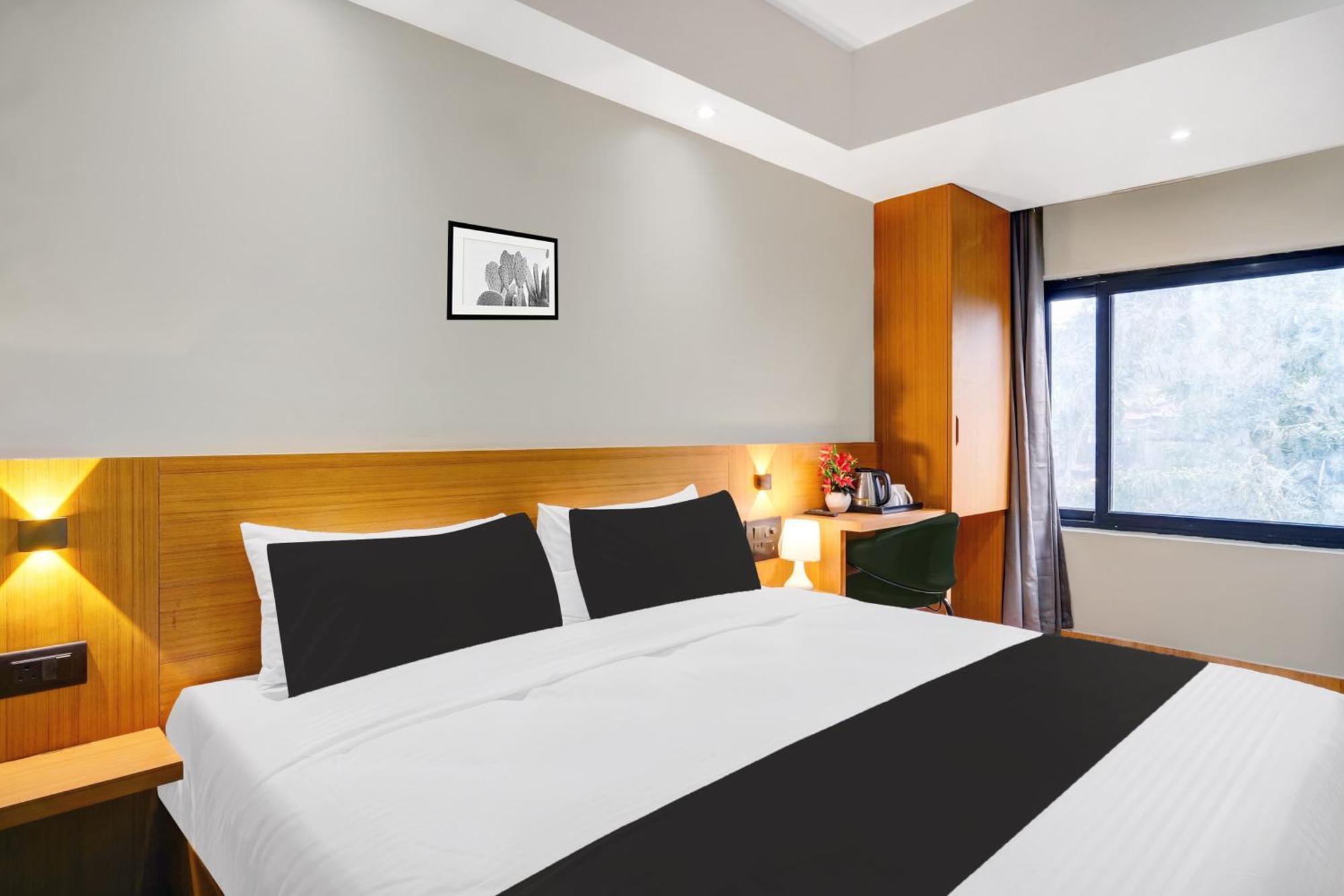 Townhouse Oak Sarusajai Stadium Dispur Kültér fotó